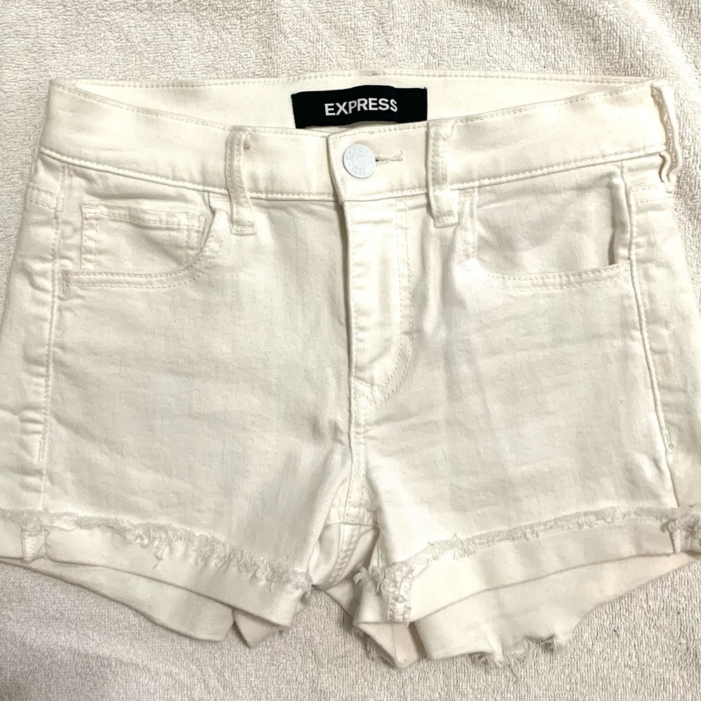 Express Raw Hem Cuffed Shorts